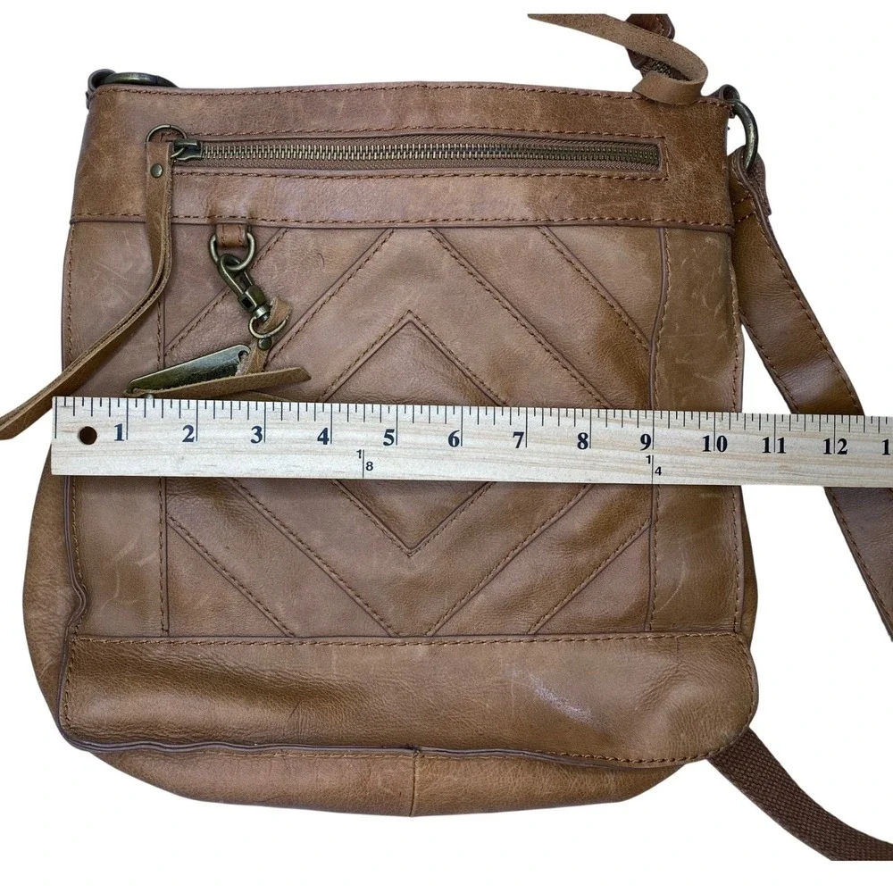 Lucky Brand Brown Leather Quilted‎ Diamond Crossbody Messenger Bag Boho Tassel